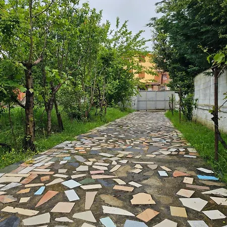 Peza Garden House *