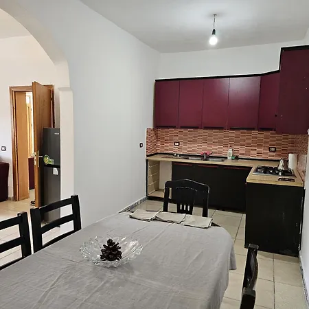 Peza Garden House * Durres