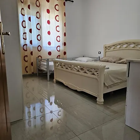 Peza Garden House Holiday home *