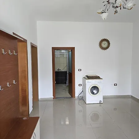 Peza Garden House Holiday home